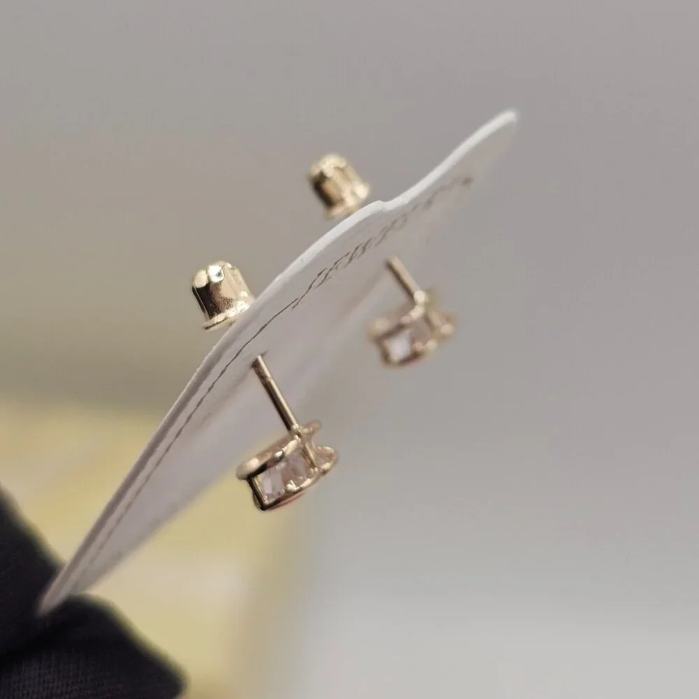 14KT Gold Heart Clear Cubic Zirconia Screw Back Stud Earrings 4mm